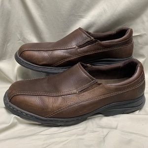Men’s Dunham Slip Ons. Brown leather. Sz 15W